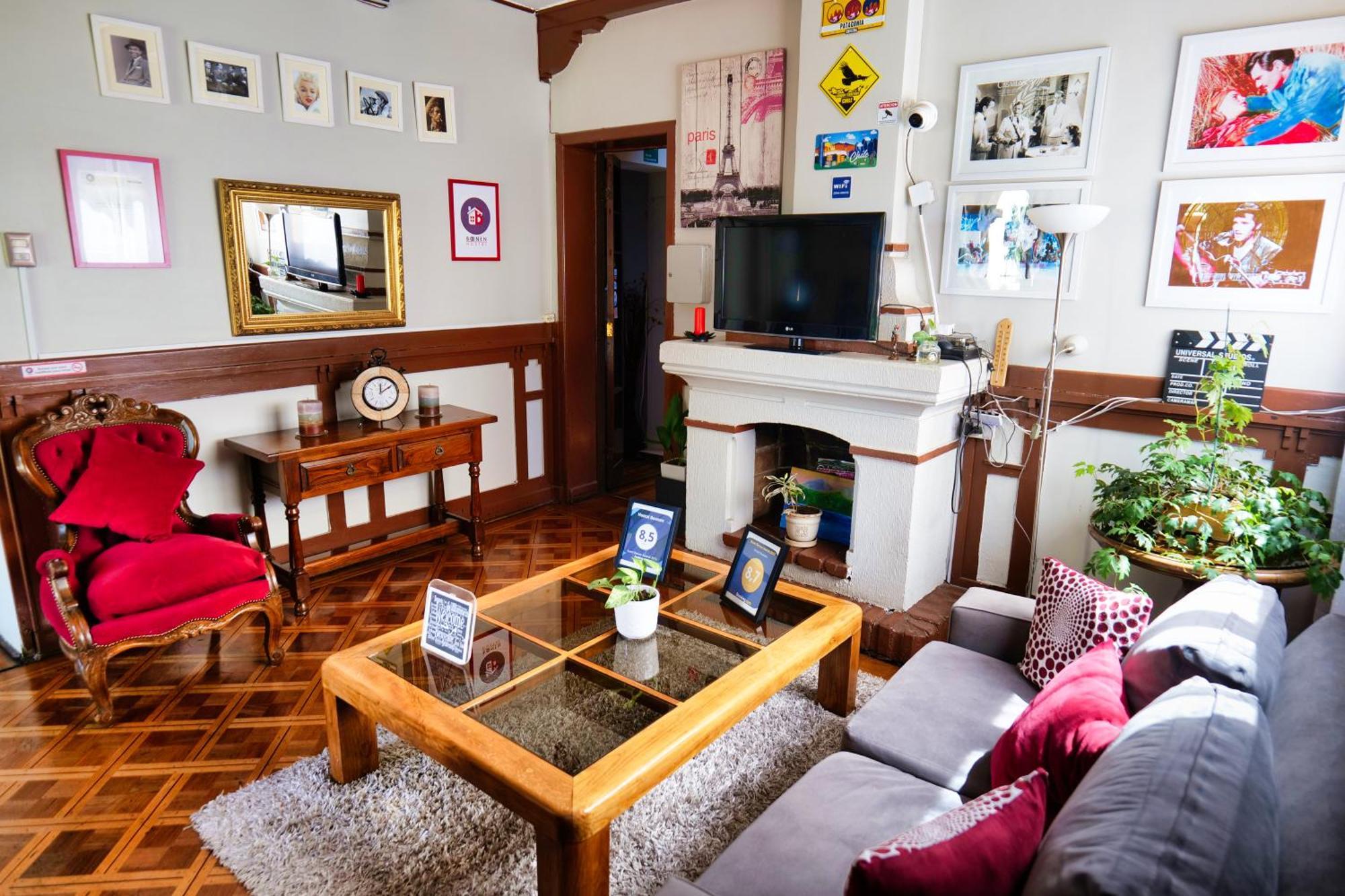 סנטיאגו Hostal Boonen מראה חיצוני תמונה