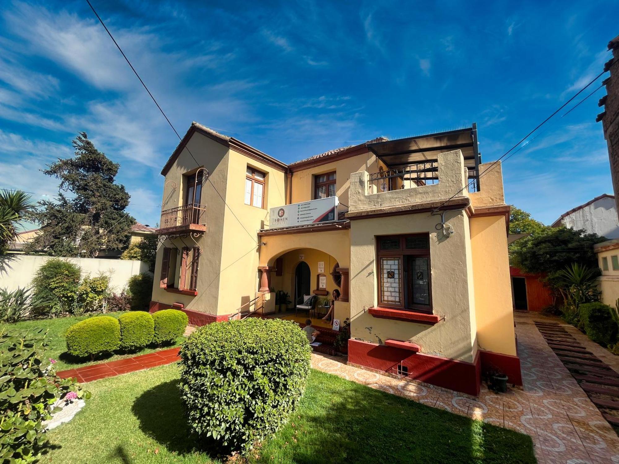 סנטיאגו Hostal Boonen מראה חיצוני תמונה